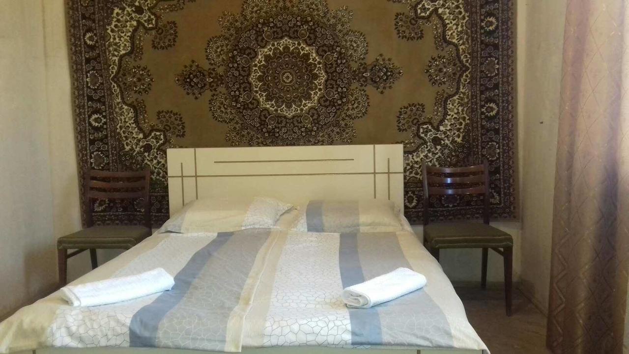 Farmer'S Guest House Telavi Buitenkant foto